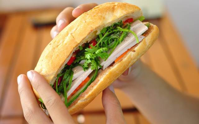 Image result for bánh mì thịt