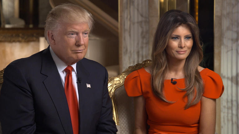 Donald Trump và vợ Melania Trump, một người nhập cư từ Slovenia trong buổi phỏng vấn của kênh CBS (Ảnh: CBS News)