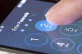 Nga cáo buộc Mỹ cài virus độc vào hàng nghìn chiếc điện thoại iPhone