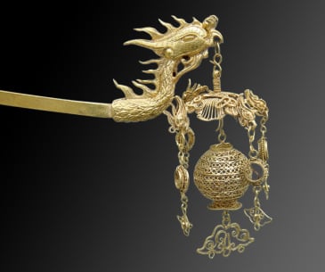 Bộ trang sức của một vương phi thời chúa Nguyễn