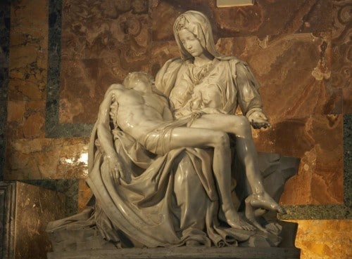 Tuyệt tác điêu khắc Pietà của Michelangelo: Thuần khiết từ bi, vô oán vô hận