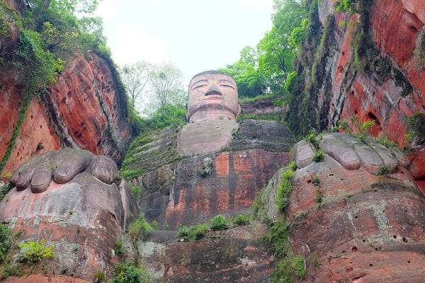 Lạc Sơn Đại Phật: Pho tượng ngàn năm mưa gió vẫn trường tồn