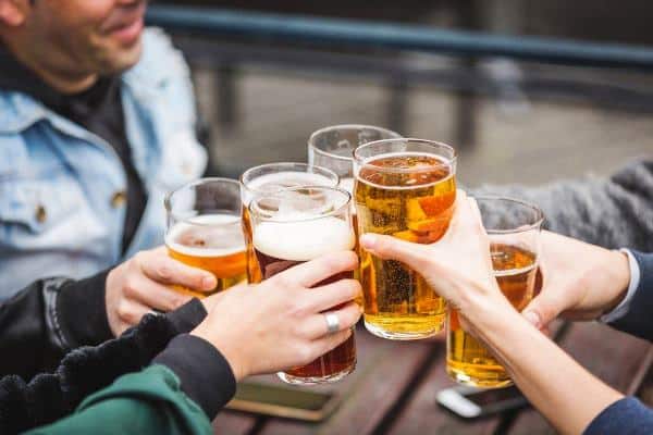 dự thảo cấm bán rượu bia