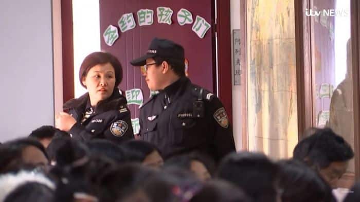 Cảnh sát Trung Quốc: Đạt chỉ tiêu thi đua đàn áp tôn giáo hoặc bị sa thải