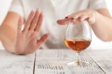 7 tín hiệu của cơ thể cảnh báo bạn không nên uống rượu nữa