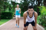 5 dấu hiệu cho thấy bạn đang tập thể dục quá sức