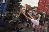 ô tô tải lật đè tử vong, tai nạn giao thông thảm khốc