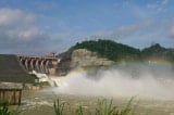 Hồ thủy điện Sơn La và Hòa Bình liên tiếp mở nhiều cửa xả đáy