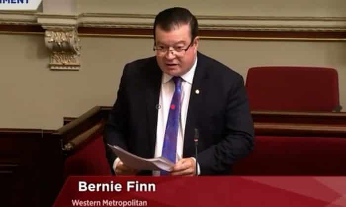 Nghị sĩ Úc Bernie Finn: Những ai thân cận với ĐCSTQ đang rất nguy hiểm