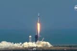 Tên lửa SpaceX Falcon 9 được phóng lên từ Trung tam Vũ trụ Kennedy vào chiều 30/5 (giờ Mỹ).