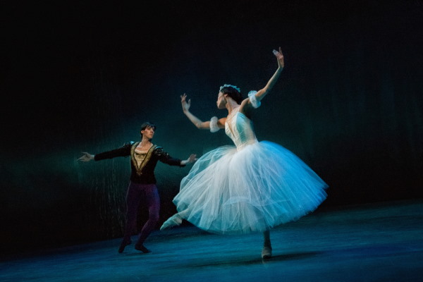 Vở ballet Giselle: Tình yêu vượt trên mọi điều, kể cả cái chết!