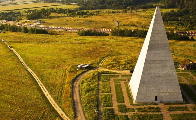 Kim tự tháp Golod tại Nga (Ảnh: earth-chronicles.ru) 
