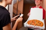 Cựu kỹ sư SpaceX mở nhà hàng pizza với “đầu bếp” robot, chỉ mất 45 giây để làm ra một chiếc