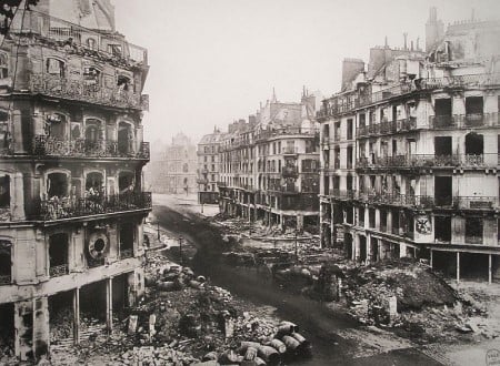 Sự thật về cách mạng Pháp và công xã Paris: Thù hận, tanh máu, tàn độc