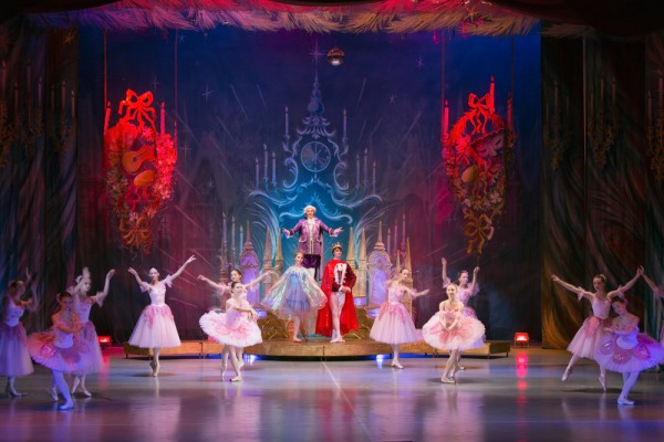 Ballet Kẹp hạt dẻ: Giấc mơ ngọt ngào đêm Giáng Sinh
