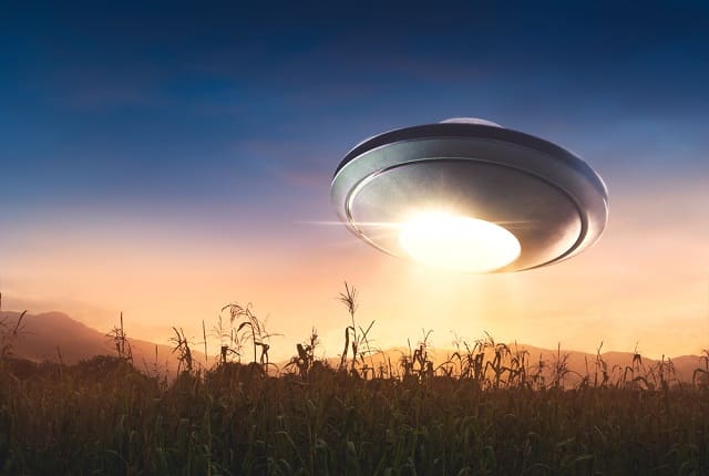 UFO, chứng kiến UFO, nền văn minh ngoài hành tinh