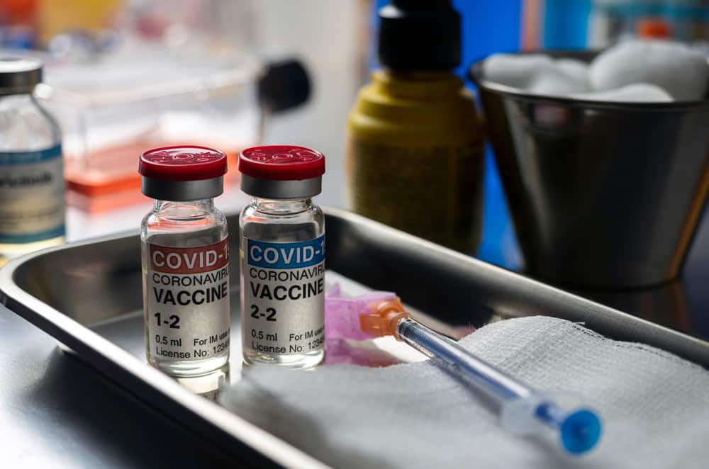 vắc-xin COVID-19