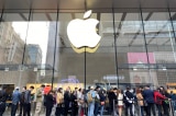 Apple cảnh báo các nhà cung cấp sửa nhãn dán sau chuyến thăm Đài Loan của bà Pelosi