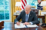 TT Biden ký luật khí hậu và y tế chỉ có nghị sĩ Đảng Dân chủ ủng hộ