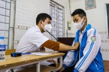857 nhân viên y tế tại Hà Nội xin nghỉ việc, chuyển công tác