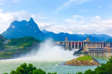 Thủy điện Tuyên Quang mở 2 cửa xả đáy, bắt đầu từ chiều nay (1/6)