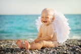 Nghiên cứu mới: Trẻ sơ sinh dưới 8 tháng tuổi đã có ý thức về đạo đức