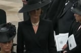 Vì sao phụ nữ hoàng gia phải đeo mạng che mặt trong đám tang Nữ hoàng Elizabeth II?