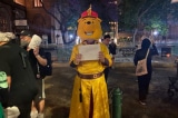 Sinh viên Trung Quốc ở Australia: “Tập Cận Bình, hãy từ chức! ĐCSTQ, hãy hạ đài”