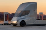 Xe tải điện đầu tiên của tỷ phú Elon Musk được bàn giao sau 3 năm trì hoãn