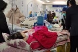 Bác sĩ Hà Bắc: Hệ thống y tế bên bờ sụp đổ, tệ hơn Vũ Hán thời đầu