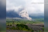 Indonesia: Núi lửa phun trào tại đảo Java khiến hàng nghìn người phải sơ tán
