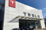 Tesla tạm dừng sản xuất tại Thượng Hải