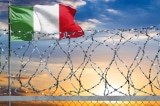 Ý: Thuyền gỗ chở người nhập cư bất hợp pháp gặp nạn, ít nhất 59 người thiệt mạng