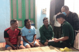Bình Thuận: Đã cứu được 5 trong 7 thuyền viên vụ 2 sà lan bị sóng đánh chìm
