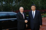 Politico: Công ty Trung Quốc vận chuyển súng trường, áo giáp xuyên quốc gia tới Nga