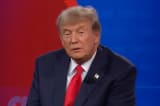 Ông Trump nói ‘ông sẽ không bao giờ rút lui’ tranh cử tổng thống
