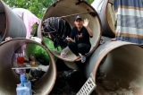 [VIDEO] Cận cảnh cuộc sống trong ống cống của thanh niên thất nghiệp ở Đông Quản, TQ