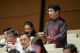 Đề xuất đại biểu nam mặc áo dài ngũ thân khi họp Quốc hội