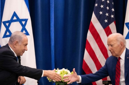 Mỹ viện trợ thêm cho Israel sau khi chuyển đạn dược từ Israel cho Ukraine