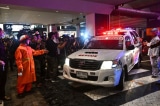 Nổ súng ở Bangkok khiến 7 người thương vong, hàng trăm người tháo chạy trong mưa